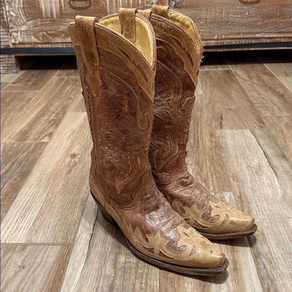 Corral Women's Brown Distressed Eagle Overlay Western Cowgirl Boots - Picture 2 of 8